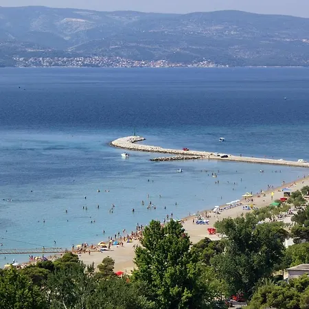 Apartments With Parking Space Podaspilje - Omis - 11708 Apartment *